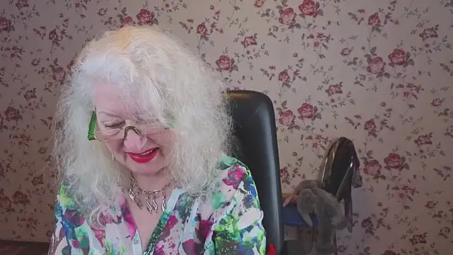 Snapshot of Maya_Mayflower chatting on 02-16-26, 03:24 Maya Mayflower online show from 02-16-26, 03:24