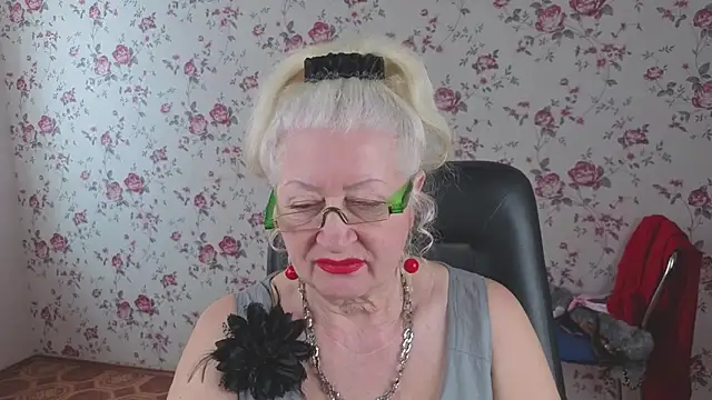 Snapshot of Maya_Mayflower chatting on 02-20-26, 06:48 Maya Mayflower online show from 02-20-26, 06:48