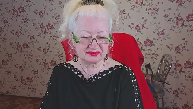 Snapshot of Maya_Mayflower chatting on 02-23-26, 03:04 Maya Mayflower online show from 02-23-26, 03:04