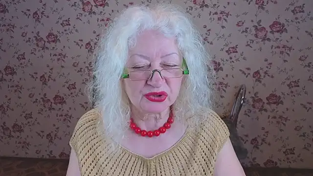 Snapshot of Maya_Mayflower chatting on 02-26-26, 03:16 Maya Mayflower online show from 02-26-26, 03:16