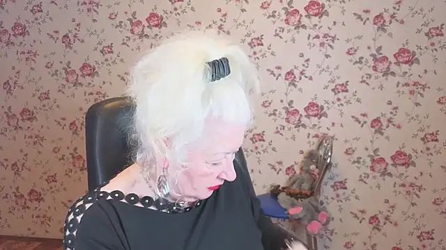 Snapshot of Maya_Mayflower chatting on 03-05-26, 02:51 Maya Mayflower online show from 03-05-26, 02:51