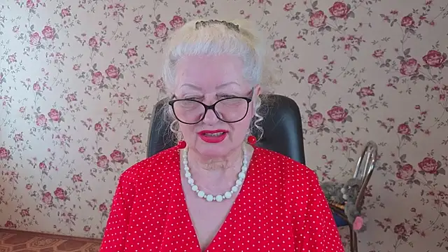 Snapshot of Maya_Mayflower chatting on 03-16-26, 05:44 Maya Mayflower online show from 03-16-26, 05:44