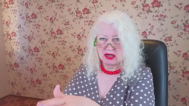 Snapshot of Maya_Mayflower chatting on 03-22-26, 03:21 Maya Mayflower online show from 03-22-26, 03:21