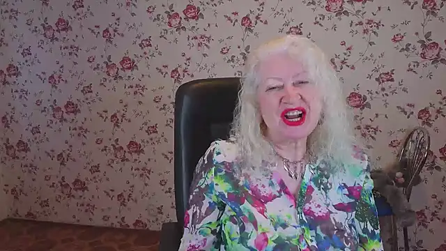 Snapshot of Maya_Mayflower chatting on 04-13-26, 03:12 Maya Mayflower online show from 04-13-26, 03:12