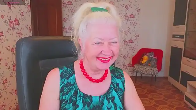 Maya Mayflower online show from 05-30-26, 03:36