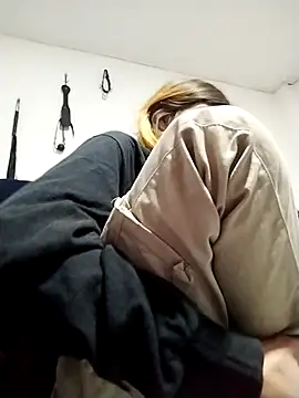 KratosAfroditacs online show from 10-21-25, 07:58