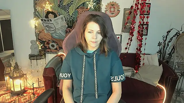 NicoleHitman online show from 03-06-25, 09:25