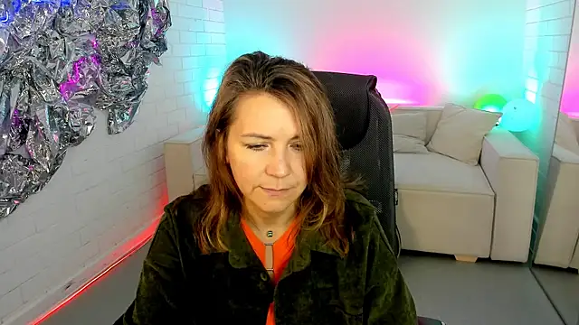 NicoleHitman online show from 09-12-25, 05:18