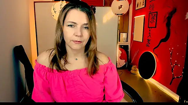 NicoleHitman online show from 04-05-26, 01:08