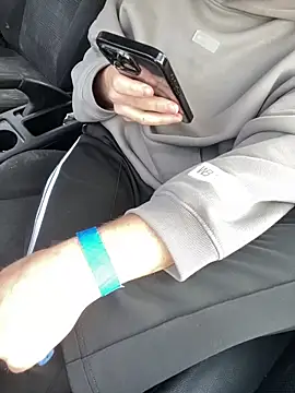 Snapshot of MarkusHorney chatting on 03-15-25, 11:40 MarkusHorney online show from 03-15-25, 11:40