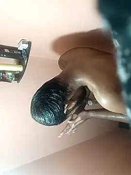 Snapshot of ALEX_TOP_9 chatting on 12-14-25, 08:41 ALEX TOP 9 online show from 12-14-25, 08:41