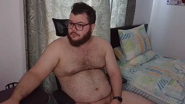 Snapshot of Edmund98 chatting on 12-01-25, 04:12 Edmund98 online show from 12-01-25, 04:12