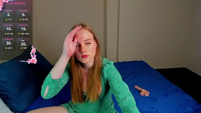 Snapshot of EvaTheHeart chatting on 03-21-25, 01:56 EvaTheHeart online show from 03-21-25, 01:56