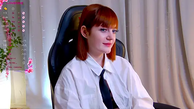 Snapshot of Ashley_Nicks chatting on 10-28-25, 02:04 Ashley Nicks online show from 10-28-25, 02:04