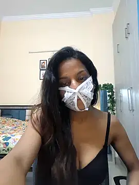 Snapshot of Queen_Ayeshaa chatting on 03-05-25, 07:49 Queen Ayeshaa online show from 03-05-25, 07:49