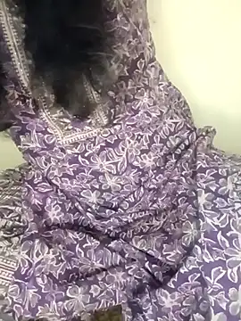 Snapshot of Ronak_kaur chatting on 03-20-25, 06:19 Ronak kaur online show from 03-20-25, 06:19