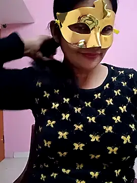 Snapshot of Ronak_kaur chatting on 11-19-25, 05:40 Ronak kaur online show from 11-19-25, 05:40