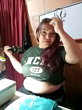 Snapshot of isis_milove chatting on 02-28-26, 10:49 isis milove online show from 02-28-26, 10:49