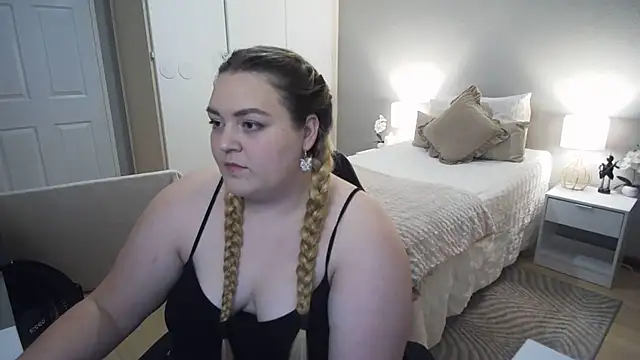 Neytjie online show from 11-22-25, 06:07