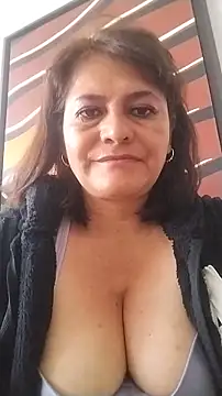 Snapshot of BiancaSteel chatting on 06-11-26, 12:03 BiancaSteel online show from 06-11-26, 12:03