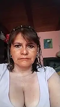 Snapshot of BiancaSteel chatting on 06-23-26, 04:49 BiancaSteel online show from 06-23-26, 04:49