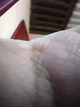 Snapshot of Sandra42 chatting on 05-04-26, 10:22 Sandra42 online show from 05-04-26, 10:22