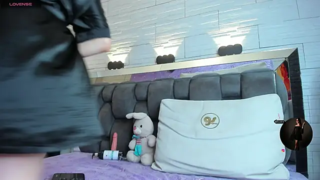 Snapshot of jade_heartt chatting on 11-21-25, 07:56 jade heartt online show from 11-21-25, 07:56