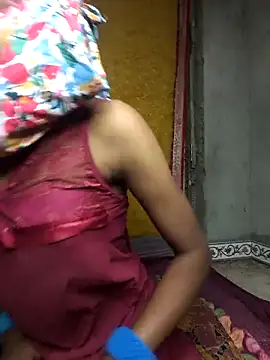 Cutesoma01 online show from 03-05-26, 05:42