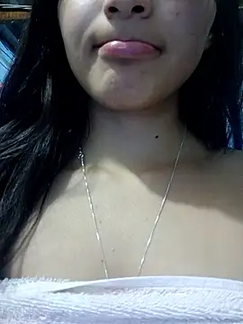 Valen Person online show from 10-27-25, 10:25