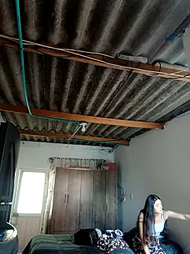 Valen Person online show from 11-01-25, 04:53