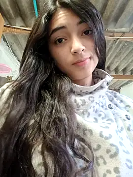 Valen Person online show from 11-12-25, 04:18