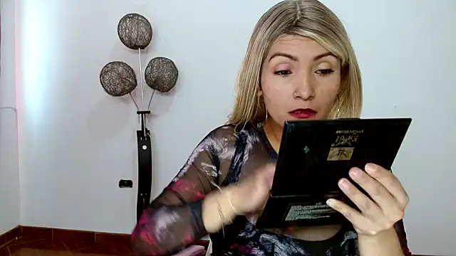 nanis milf online show from 12-19-25, 01:51