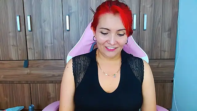 Snapshot of nanis_milf chatting on 06-23-26, 03:10 nanis milf online show from 06-23-26, 03:10