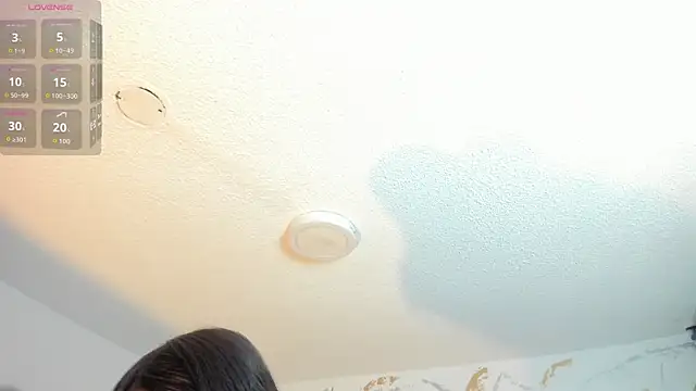 Snapshot of Cristal_Velle chatting on 06-09-26, 01:01 Cristal Velle online show from 06-09-26, 01:01