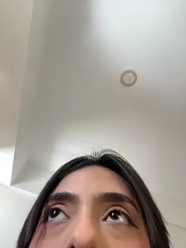 ZaraLuuv online show from 02-13-26, 06:26