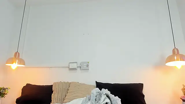 Liz ortega30 online show from 03-24-26, 12:32