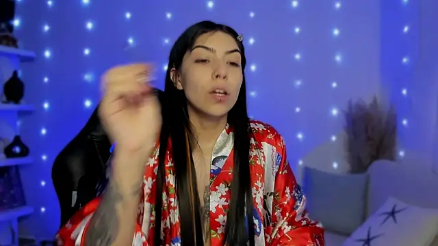 Saraa Desiree online show from 12-03-25, 09:24