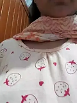 sexy-trisha1 online show from 11-06-25, 07:04