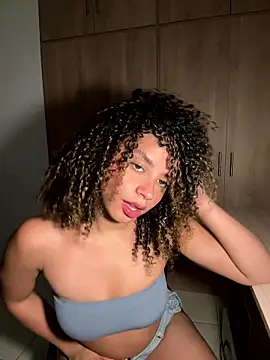 Snapshot of KittyTwerk_2 chatting on 01-15-26, 07:39 KittyTwerk 2 online show from 01-15-26, 07:39