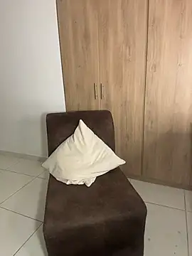 Snapshot of KittyTwerk_2 chatting on 02-16-26, 08:05 KittyTwerk 2 online show from 02-16-26, 08:05