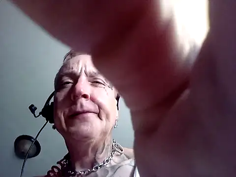 BADCOMPANY123 online show from 09-10-25, 04:51