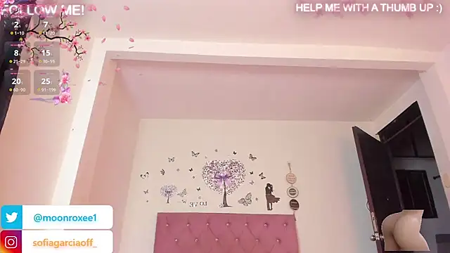 Moonroxe  online show from 11-09-25, 01:04