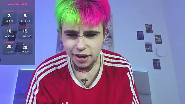 Snapshot of Alex_Vallley chatting on 10-12-25, 09:14 Alex Vallley online show from 10-12-25, 09:14