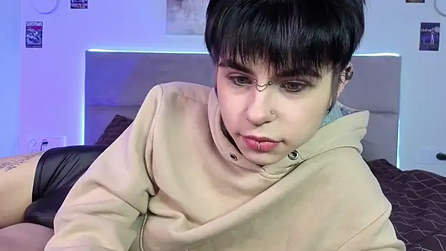 Alex Vallley online show from 12-20-25, 11:01