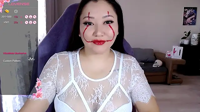 LisaAsianFlower online show from 10-31-25, 03:51