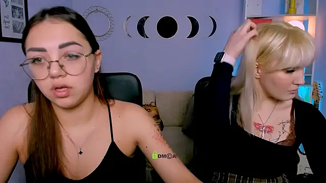 Snapshot of kiki_swan chatting on 01-13-26, 07:02 kiki swan online show from 01-13-26, 07:02