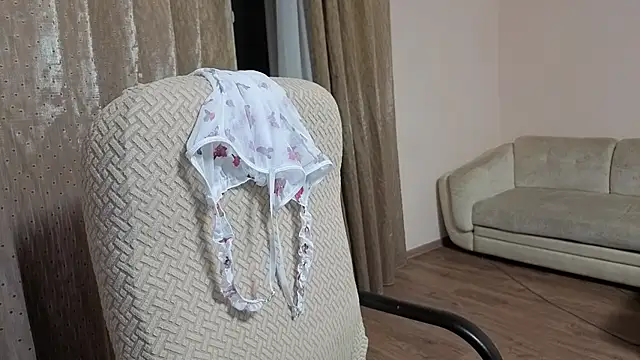 Wane Witch online show from 09-14-25, 05:45