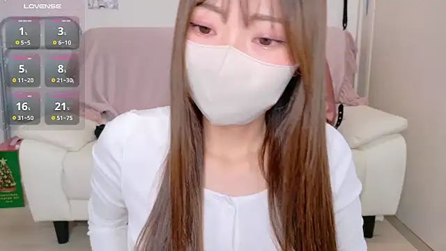 Snapshot of Ran-o0_0o chatting on 07-18-26, 05:55 Ran-o0 0o online show from 07-18-26, 05:55