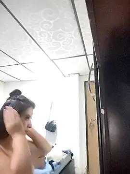 mialorents online show from 11-02-25, 01:46