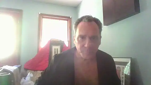 Snapshot of HunkofRock chatting on 05-02-26, 06:35 HunkofRock online show from 05-02-26, 06:35